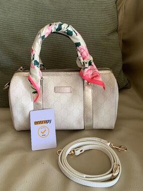 Authentic Gucci Joy Small Boston Bag – Metallic Silver